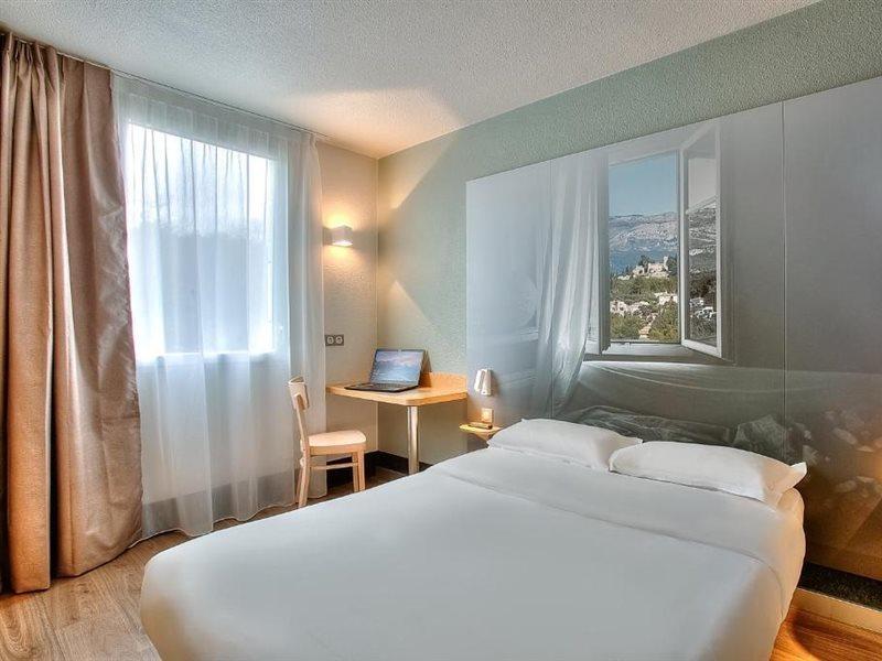 B&B Hotel Antibes Sophia Antipolis บิโอต์ ภายนอก รูปภาพ