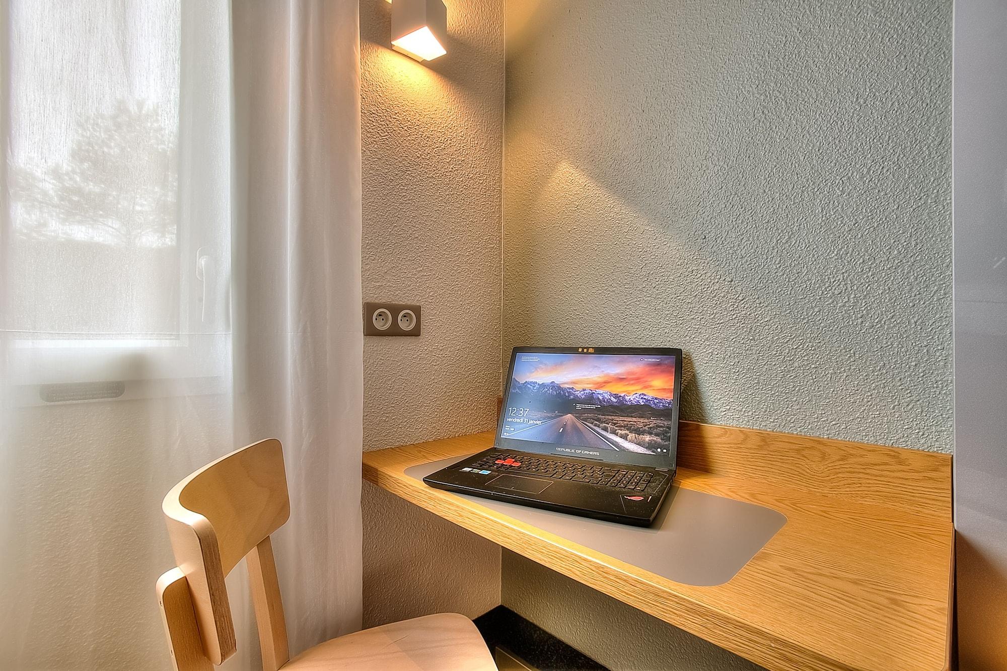 B&B Hotel Antibes Sophia Antipolis บิโอต์ ภายนอก รูปภาพ