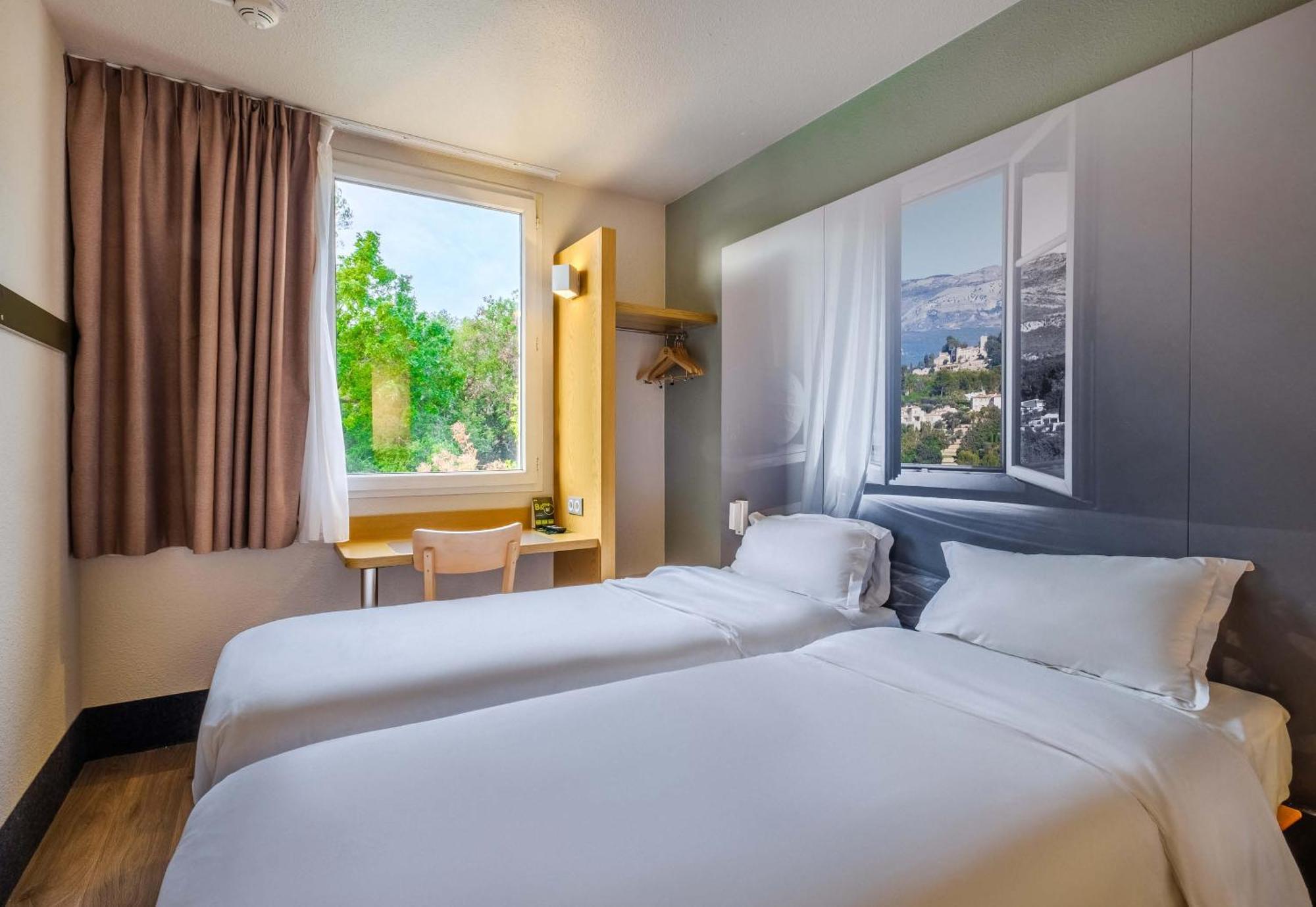 B&B Hotel Antibes Sophia Antipolis บิโอต์ ภายนอก รูปภาพ