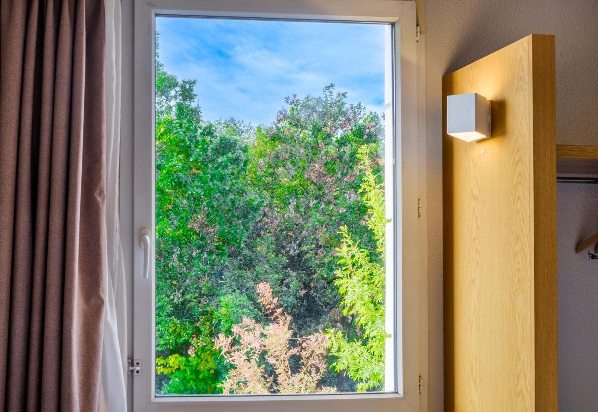 B&B Hotel Antibes Sophia Antipolis บิโอต์ ภายนอก รูปภาพ
